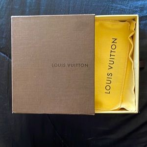 Empty Louis Vuitton wallet box with dust bag